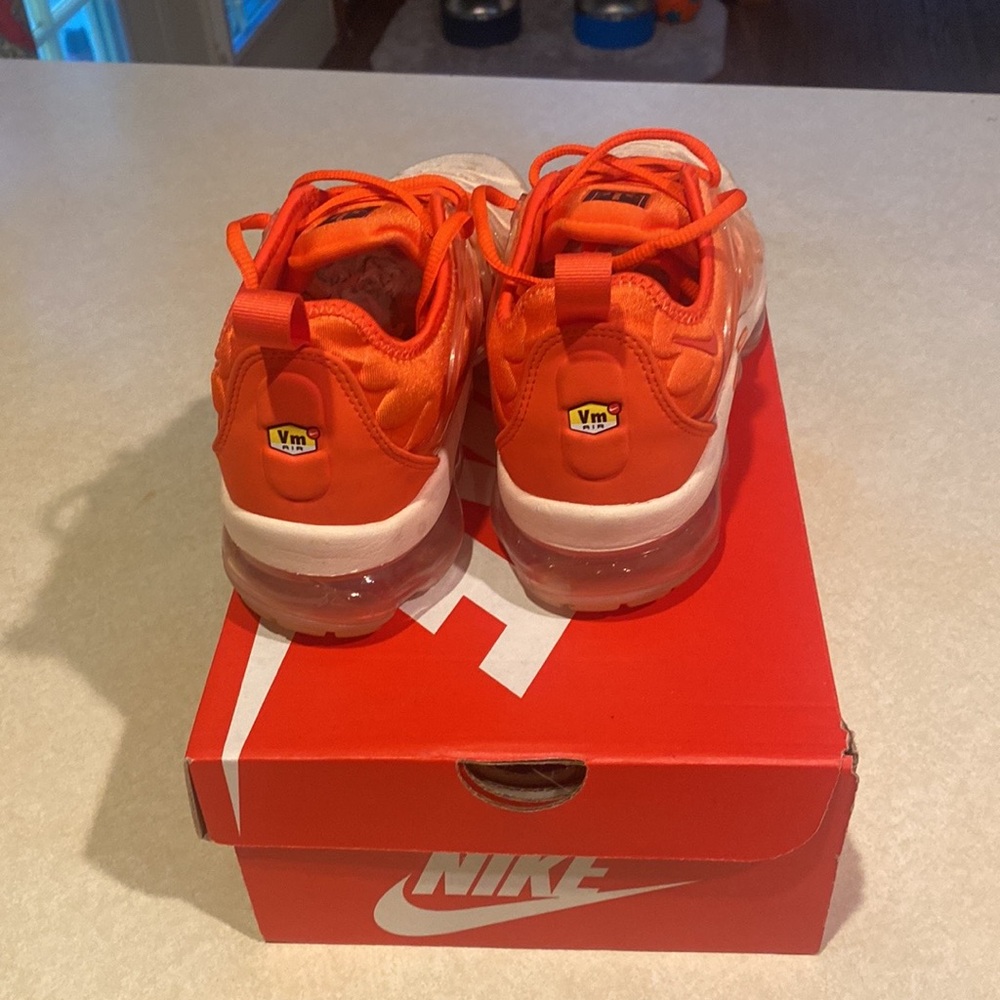 Nike Women's Orange and Pink Gradient Air VaporMax Plus Sneakers - Picture 4 of 8